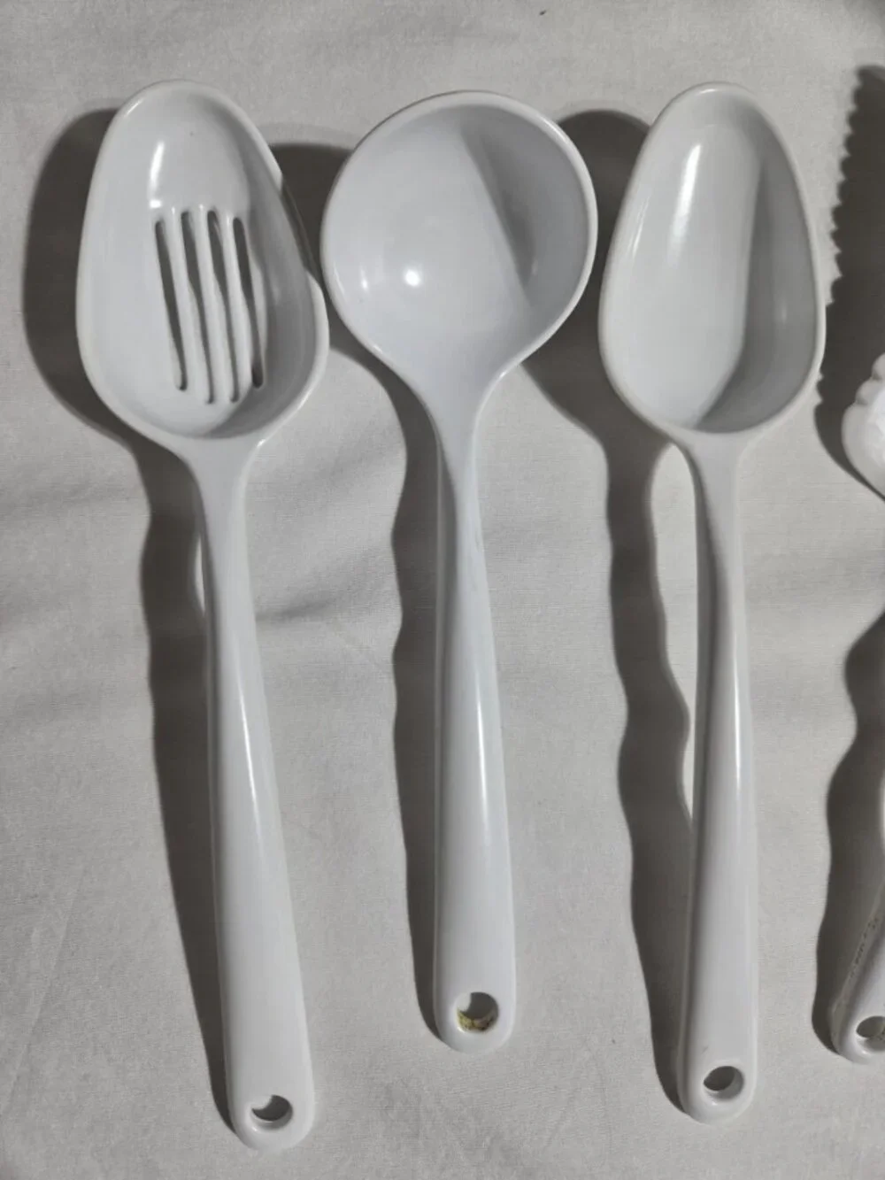 Copco White Melamine Cooking Utensil Set 4 Pc Slotted Spoon Ladle Cake Server
